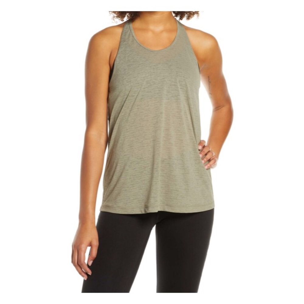NWT Zella Loop Back Tank